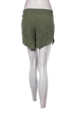 Γυναικείο κοντό παντελόνι Zebra, Μέγεθος S, Χρώμα Πράσινο, Τιμή 3,06 €