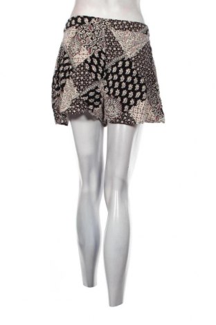 Γυναικείο κοντό παντελόνι Zebra, Μέγεθος S, Χρώμα Πολύχρωμο, Τιμή 11,75 €