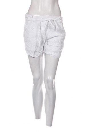Γυναικείο κοντό παντελόνι Zebra, Μέγεθος XS, Χρώμα Λευκό, Τιμή 3,64 €