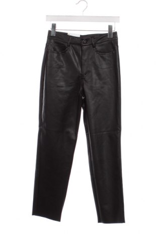 Γυναικείο παντελόνι δερμάτινο ONLY, Μέγεθος XS, Χρώμα Μαύρο, Τιμή 8,35 €