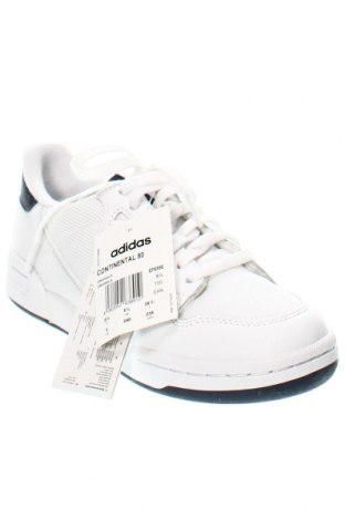 Дамски обувки Adidas Originals, Размер 38, Цвят Бял, Цена 88,55 лв.
