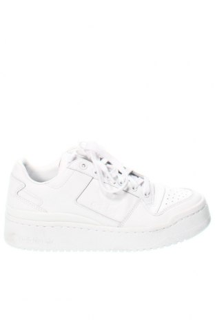 Дамски обувки Adidas Originals, Размер 39, Цвят Бял, Цена 161,50 лв.
