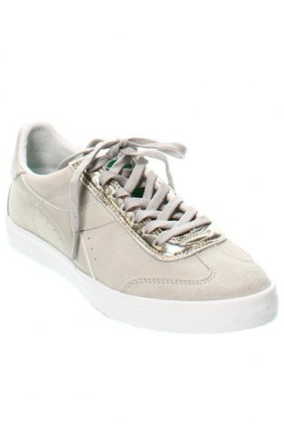 Dámske topánky  Diadora, Veľkosť 39, Farba Sivá, Cena  97,94 €
