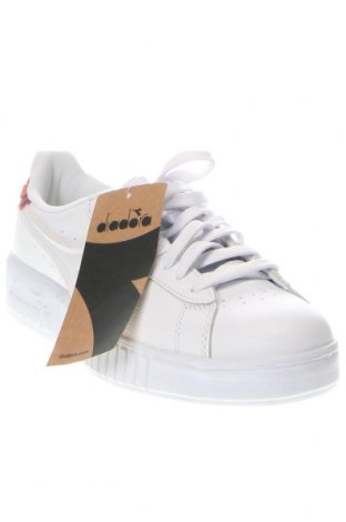 Dámske topánky  Diadora, Veľkosť 38, Farba Biela, Cena  81,29 €