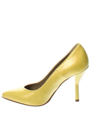 Дамски обувки Noe, Размер 37, Цвят Жълт, Цена 77,00 лв.