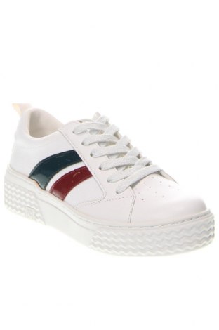Dámske topánky  Palladium, Veľkosť 37, Farba Biela, Cena  105,67 €