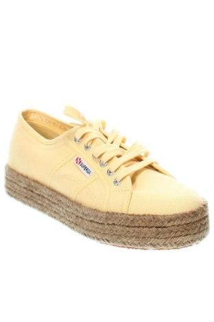 Дамски обувки Superga, Размер 41, Цвят Жълт, Цена 35,42 лв.