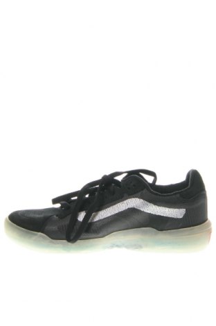 Дамски обувки Vans, Размер 36, Цвят Черен, Цена 95,00 лв.
