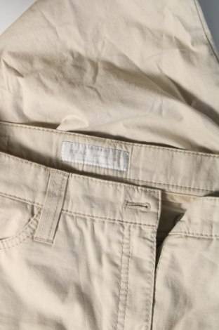 Γυναικείο παντελόνι Brax, Μέγεθος M, Χρώμα  Μπέζ, Τιμή 16,37 €
