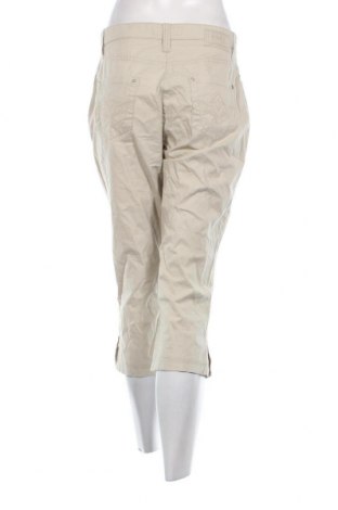 Γυναικείο παντελόνι Brax, Μέγεθος M, Χρώμα  Μπέζ, Τιμή 16,37 €