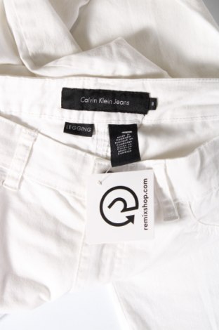 Pantaloni de femei Calvin Klein, Mărime M, Culoare Alb, Preț 731,09 Lei