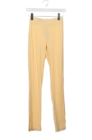 Pantaloni de femei Gina Tricot, Mărime XS, Culoare Galben, Preț 17,76 Lei