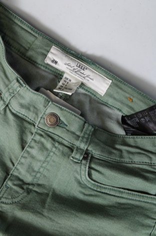Дамски панталон H&M L.O.G.G., Размер S, Цвят Зелен, Цена 29,00 лв.