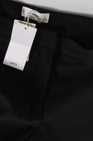 Pantaloni de femei Mango, Mărime M, Culoare Negru, Preț 22,37 Lei