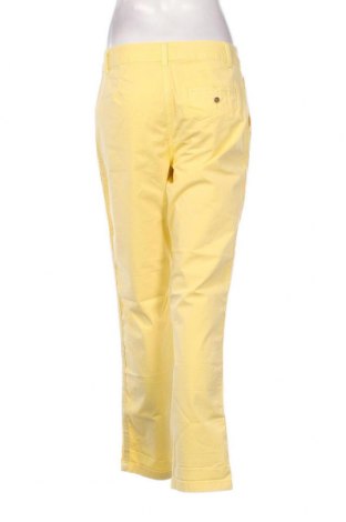 Дамски панталон Marks & Spencer, Размер M, Цвят Жълт, Цена 54,00 лв.