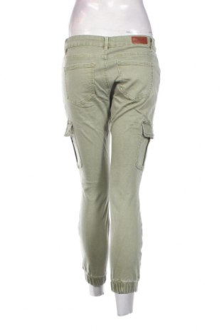 Дамски панталон ONLY, Размер M, Цвят Зелен, Цена 39,10 лв.