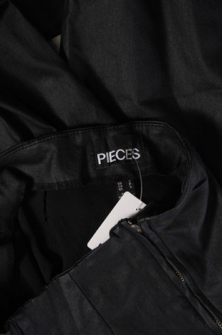 Pantaloni de femei Pieces, Mărime S, Culoare Negru, Preț 71,05 Lei