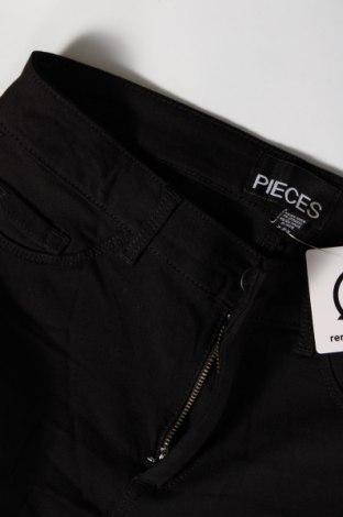 Дамски панталон Pieces, Размер M, Цвят Черен, Цена 16,74 лв.