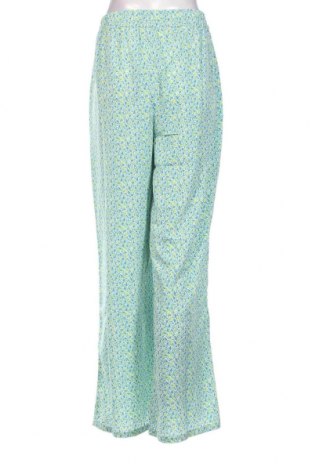 Дамски панталон Pieces, Размер XL, Цвят Многоцветен, Цена 54,00 лв.