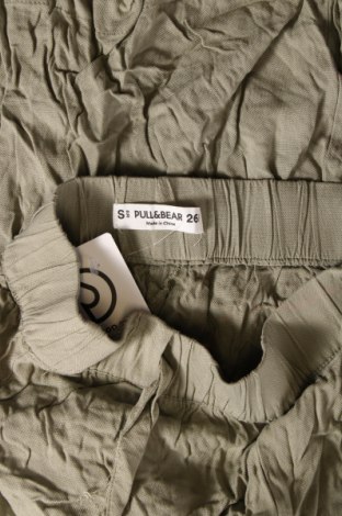 Dámské kalhoty  Pull&Bear, Velikost S, Barva Zelená, Cena  46,00 Kč