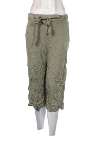 Damenhose Pull&Bear, Größe S, Farbe Grün, Preis € 20,18