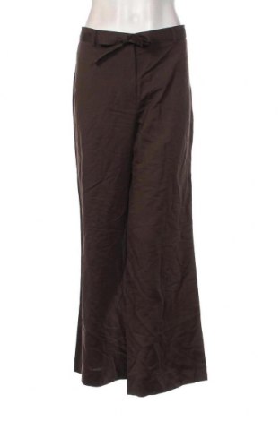 Дамски панталон Raphaela By Brax, Размер XL, Цвят Кафяв, Цена 78,84 лв.