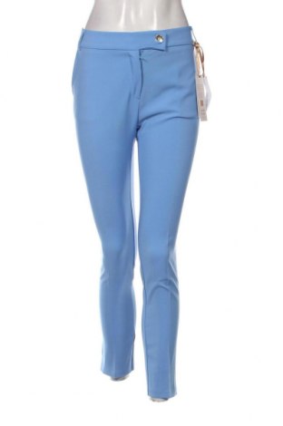 Pantaloni de femei Rinascimento, Mărime S, Culoare Albastru, Preț 441,80 Lei