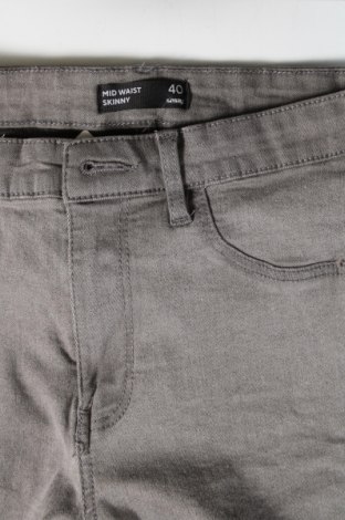 Pantaloni de femei Sinsay, Mărime M, Culoare Gri, Preț 91,12 Lei
