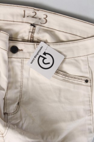 Pantaloni de femei Un Deux Trois, Mărime M, Culoare Bej, Preț 24,18 Lei