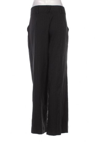 Dámské kalhoty  Urban Outfitters, Velikost M, Barva Černá, Cena  1 261,00 Kč