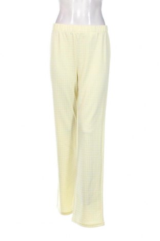 Дамски панталон Vero Moda, Размер L, Цвят Жълт, Цена 18,36 лв.