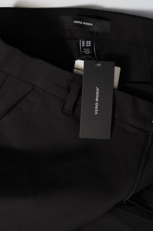 Pantaloni de femei Vero Moda, Mărime M, Culoare Negru, Preț 177,63 Lei