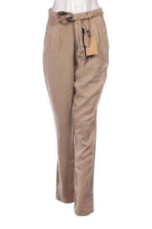 Дамски панталон Vero Moda, Размер M, Цвят Бежов, Цена 54,00 лв.