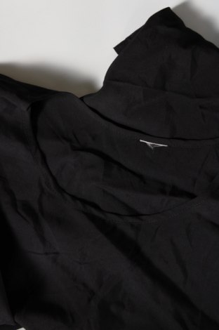 Tricou de damă, Mărime M, Culoare Negru, Preț 7,70 Lei