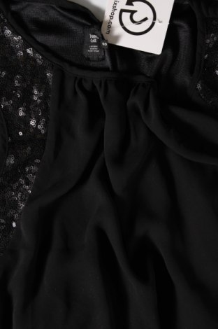 Γυναικείο αμάνικο μπλουζάκι AMY GEE, Μέγεθος M, Χρώμα Μαύρο, Τιμή 2,66 €
