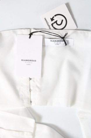 Γυναικείο αμάνικο μπλουζάκι Glamorous, Μέγεθος 3XL, Χρώμα Λευκό, Τιμή 4,93 €