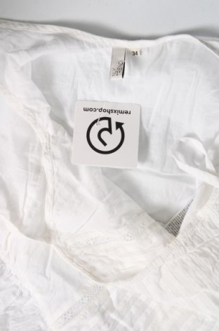 Γυναικείο αμάνικο μπλουζάκι Nly Trend, Μέγεθος XS, Χρώμα Λευκό, Τιμή 3,06 €
