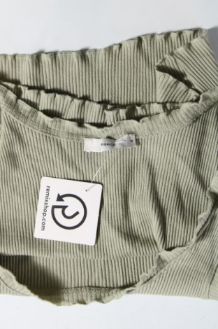 Tricou de damă Pigalle by ONLY, Mărime M, Culoare Verde, Preț 32,89 Lei