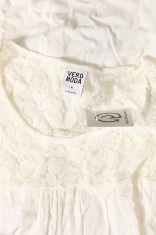 Γυναικείο αμάνικο μπλουζάκι Vero Moda, Μέγεθος XL, Χρώμα Εκρού, Τιμή 6,19 €