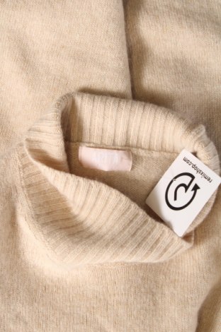 Дамски пуловер, Размер M, Цвят Бежов, Цена 34,37 лв.