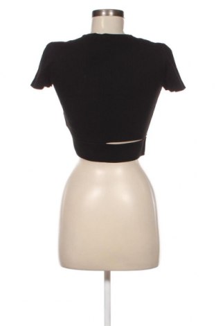 Γυναικείο πουλόβερ Jennyfer, Μέγεθος M, Χρώμα Μαύρο, Τιμή 8,30 €