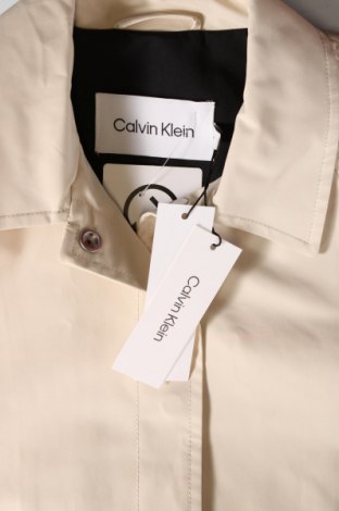 Γυναικεία καμπαρντίνα Calvin Klein Jeans, Μέγεθος S, Χρώμα Εκρού, Τιμή 176,29 €