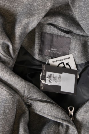 Dámsky kabát  ONLY Carmakoma, Veľkosť L, Farba Sivá, Cena  8,43 €