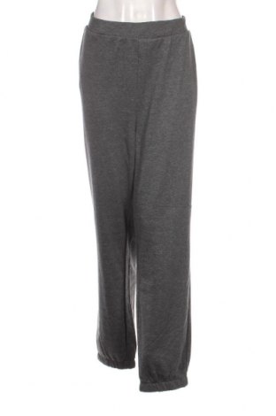 Γυναικείο αθλητικό παντελόνι ONLY Carmakoma, Μέγεθος XXL, Χρώμα Γκρί, Τιμή 9,90 €