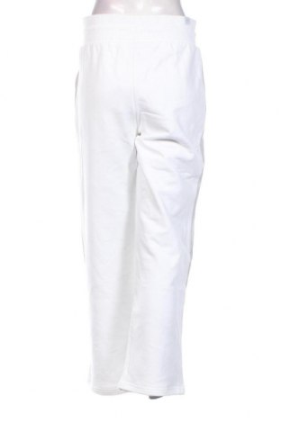 Γυναικείο αθλητικό παντελόνι PUMA, Μέγεθος M, Χρώμα Λευκό, Τιμή 25,56 €