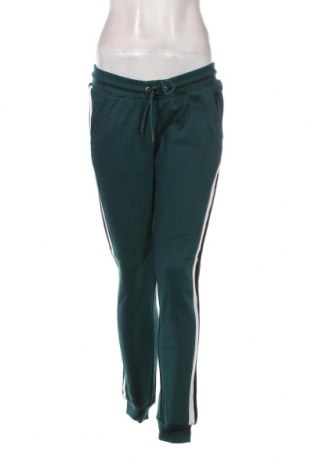 Γυναικείο αθλητικό παντελόνι Urban Classics, Μέγεθος M, Χρώμα Πράσινο, Τιμή 14,02 €