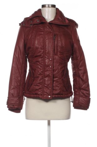 Dámska bunda , Veľkosť M, Farba Červená, Cena  13,50 €