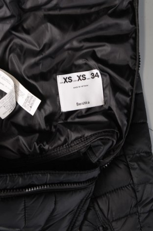 Dámská bunda  Bershka, Velikost XS, Barva Černá, Cena  605,00 Kč