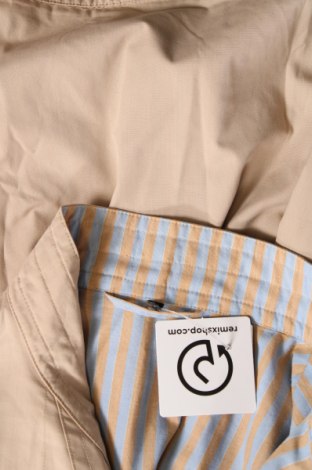 Γυναικείο μπουφάν C&A, Μέγεθος M, Χρώμα  Μπέζ, Τιμή 6,12 €