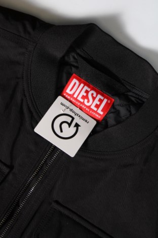 Γυναικείο μπουφάν Diesel, Μέγεθος L, Χρώμα Μαύρο, Τιμή 108,29 €